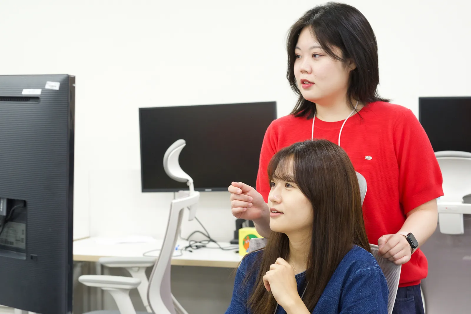 밀도 있게 성장하며, 새로운 가능성의 문을 열다